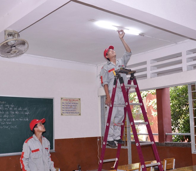 “Ánh sáng học đường” - mô hình chiếu sáng chuẩn cho trường học ảnh 1