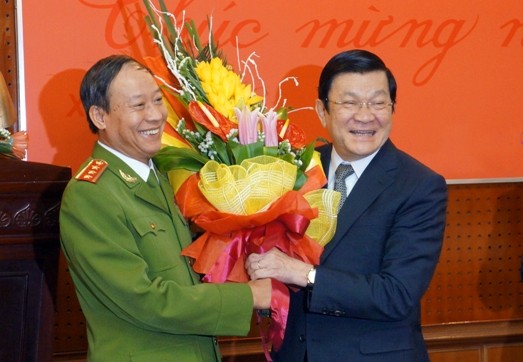 Chủ tịch nước Trương Tấn Sang thăm, chúc Tết Công an Hà Nội ảnh 6