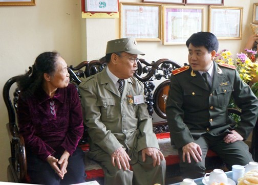 Mong muốn mỗi cán bộ cơ sở tiếp tục góp sức giữ gìn ANTT ảnh 1