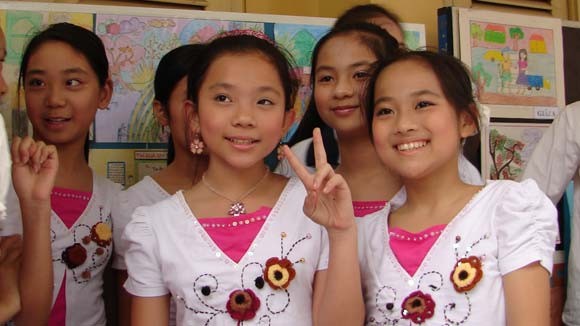 Học sinh có 1 tuần sinh hoạt tập thể sau ngày tựu trường ảnh 1