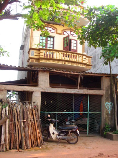 Truy nã đặc biệt đối với nghi can số 1: Lê Văn Luyện ảnh 2