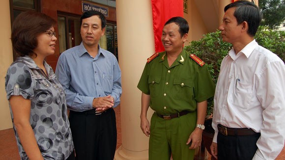 Không để mâu thuẫn trong nội bộ nhân dân ảnh 1