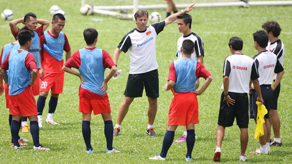 7 ngày và 3 bài toán ảnh 1