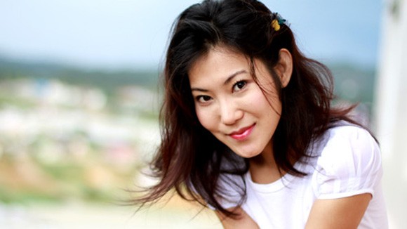 Nữ diễn viên Kim Phượng ngổ ngáo như... bà trùm ảnh 1
