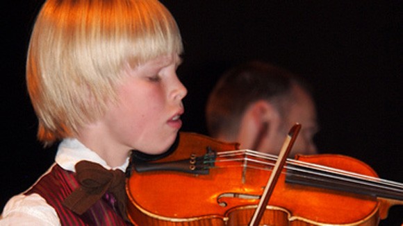 Nghệ sỹ violon tài năng của Nauy đến Việt Nam ảnh 1
