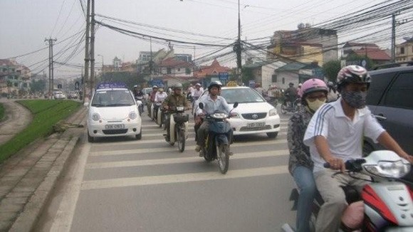 Taxi vi phạm, trách nhiệm thuộc về ai? ảnh 1