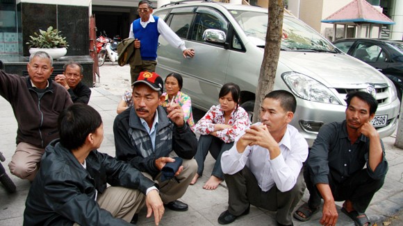 Vỡ mộng nơi “đất hứa” ảnh 1