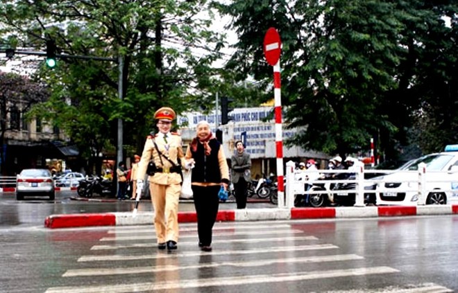 Triển khai thi hành Hiến pháp năm 2013 trong lực lượng Công an nhân dân ảnh 1