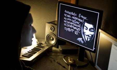 Trang web của Interpol bị Anonymous đánh sập ảnh 1