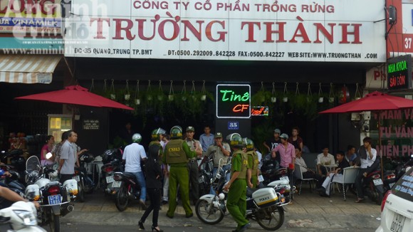 Xô xát trong đại hội cổ đông... vì đến trễ ảnh 1