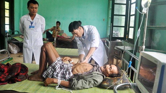 Cận cảnh cuộc sống nguyên thủy của “người rừng” Quảng Ngãi ảnh 2