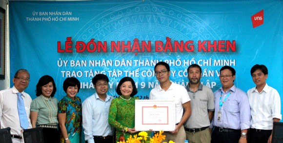UBND TP.HCM trao Bằng khen tặng Công ty VNG ảnh 1