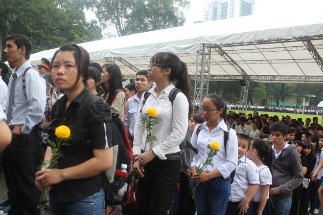 Những người cuối cùng được vào viếng Đại tướng Võ Nguyên Giáp ảnh 29