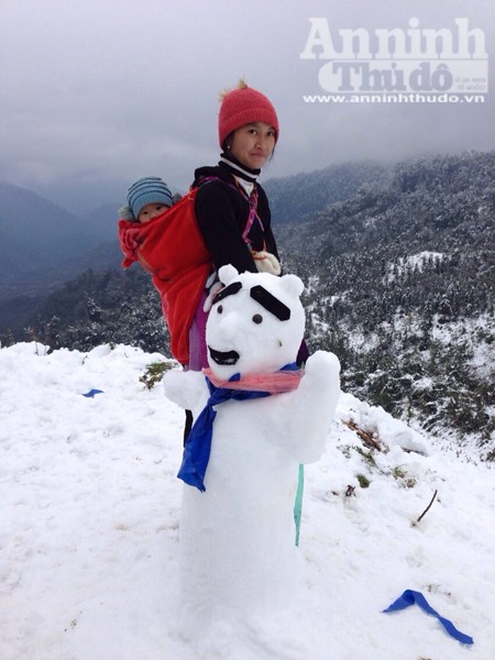 Sa Pa: Tuyết dày 50cm, nhiều vụ tai nạn giao thông do trơn trượt ảnh 10
