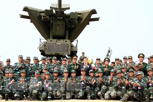 Bắn nghiệm thu tên lửa cải tiến: Tên lửa xé trời tìm diệt mục tiêu ảnh 14