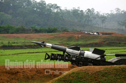 Bắn nghiệm thu tên lửa cải tiến: Tên lửa xé trời tìm diệt mục tiêu ảnh 9
