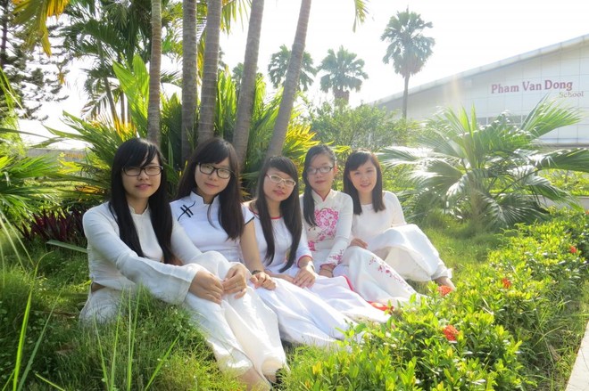 Bài văn cực hay của nữ sinh lớp 6 về "khu vườn xinh đẹp" ảnh 2