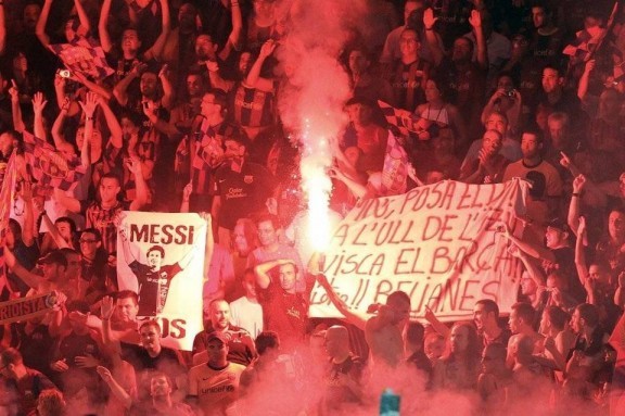 Barcelona bị phạt ảnh 1