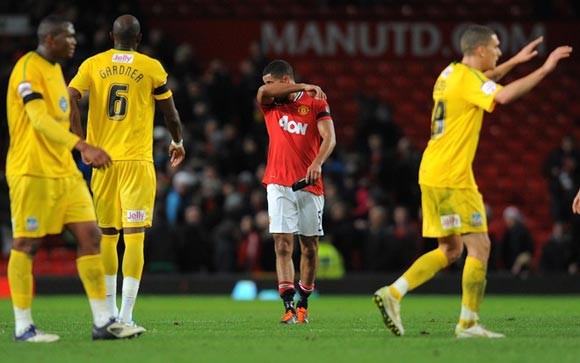 "Động đất" tại Old Trafford ảnh 2