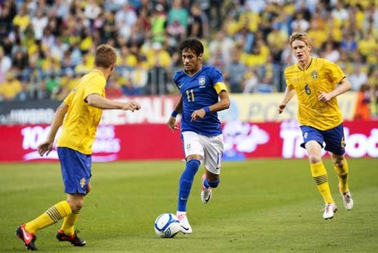 Thụy Điển 0-3 Brazil: Nhảy Samba ở Rasunda ảnh 1