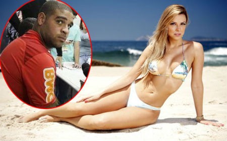 Adriano cặp kè siêu mẫu Playboy ảnh 1