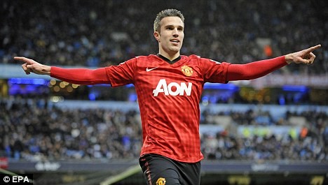 Robin van Persie giúp 1 con bạc… thắng đậm ảnh 1
