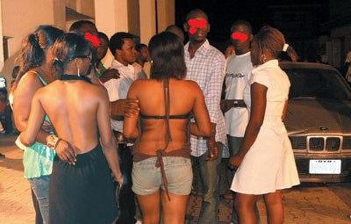 Một tuần "mây mưa" miễn phí nếu Nigeria vô địch CAN 2013 ảnh 1