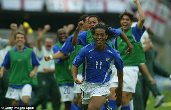Ronaldinho: "Có tôi, MU đã thống trị châu Âu" ảnh 1
