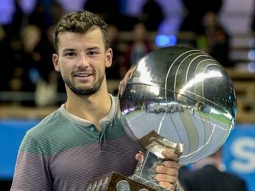 "Tiểu Federer" hạ gục Ferrer, lần đầu đăng quang ảnh 1