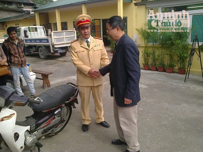 Lơ là 2 phút để mất xe, sau 6 năm được CSGT tìm thấy ảnh 3