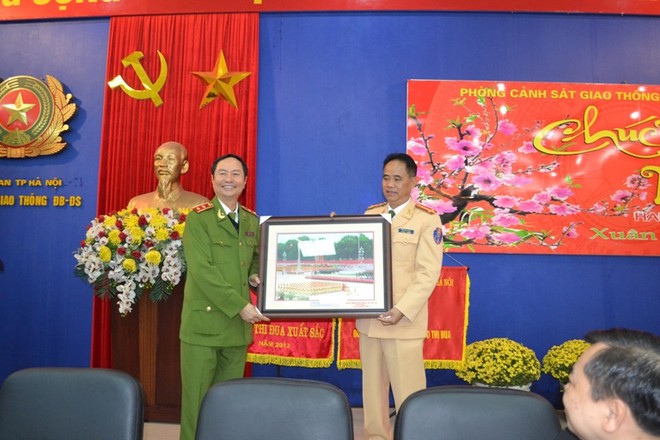 Đảm bảo tuyệt đối ANTT, TTATGT tại các lễ hội đầu năm ảnh 1