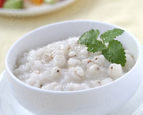 8 thực phẩm tuyệt vời giúp giải nhiệt mùa hè ảnh 3