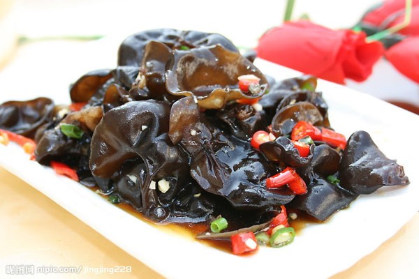 8 thực phẩm tuyệt vời giúp giải nhiệt mùa hè ảnh 2