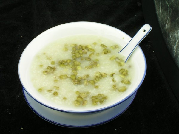 8 thực phẩm tuyệt vời giúp giải nhiệt mùa hè ảnh 4