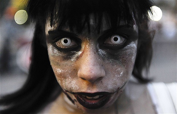 Khắp nơi trên thế giới hóa trang nhân dịp Halloween ảnh 14
