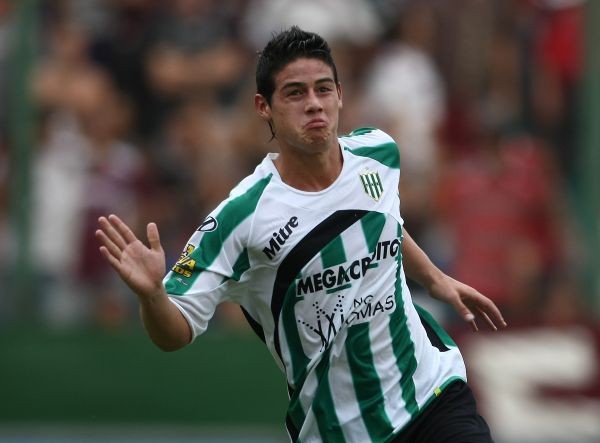 James Rodriguez “rủ rê” Falcao gia nhập Real Madrid ảnh 7