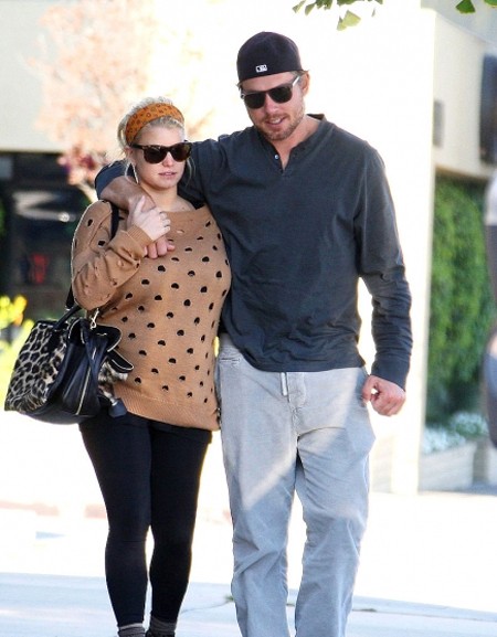 Jessica Simpson háo hức với vai trò người mẹ ảnh 2