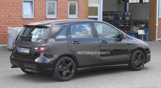 Sự thật về Mercedes Benz B-CLass ảnh 2