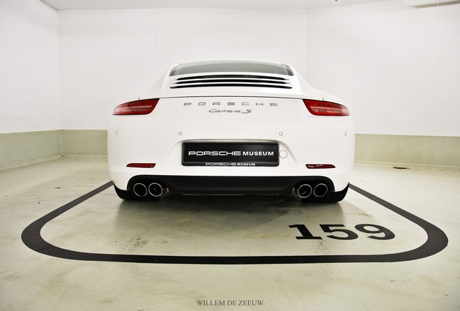 "Đột nhập" bảo tàng những chiếc "tuyệt tác" của Porsche ảnh 2