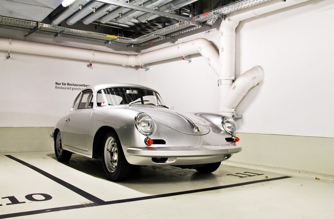 "Đột nhập" bảo tàng những chiếc "tuyệt tác" của Porsche ảnh 7