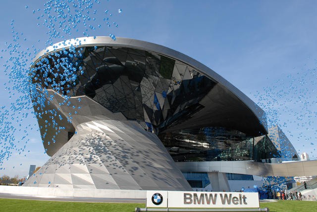 BMW Welt - "thiên đường" của những tín đồ xe "Bimmer" ảnh 2