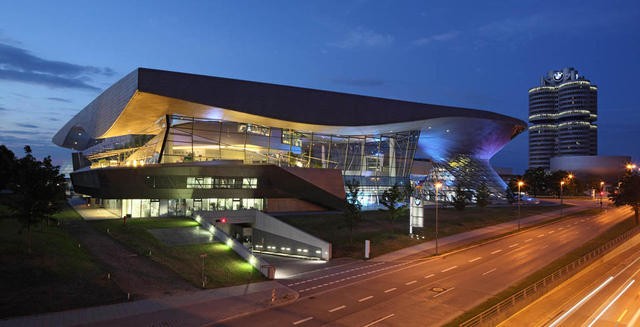 BMW Welt - "thiên đường" của những tín đồ xe "Bimmer" ảnh 1
