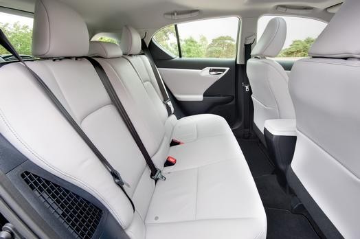 Xe sang nhà Lexus được "nâng đời" với giá bán hấp dẫn ảnh 8