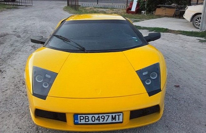"Độ" xế hộp: Toyota biến thành Lamborghini ảnh 1