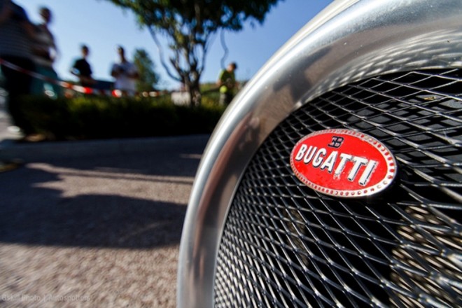 Chiêm ngưỡng dàn siêu xe Bugatti quần tụ tại Pháp ảnh 7