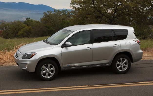 Xe hơi động cơ điện không được Toyota "ưu ái" ảnh 4