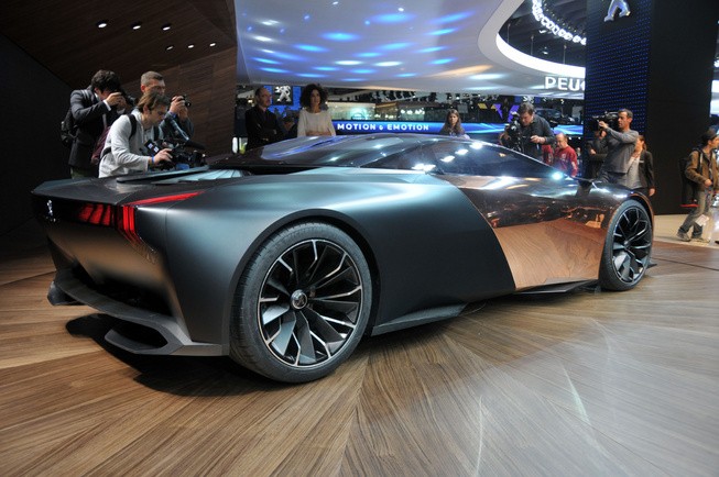 Những "anh tài" tại Paris Motor Show 2012 ảnh 6