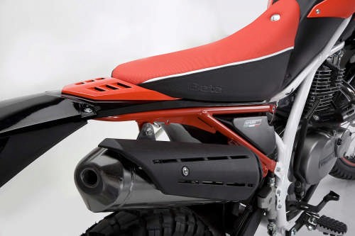 Beta Urban 200 – "xế nổ" cực chơ của dân thành phố ảnh 5