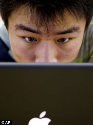 Trung Quốc: 2 triệu nhân viên theo dõi việc dùng Internet của người dân ảnh 1