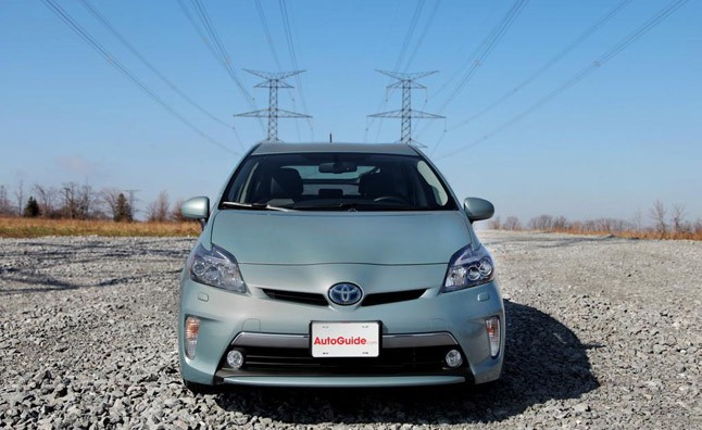 Toyota Prius phiên bản 2014 mới, giá giảm hơn 4.000 USD ảnh 1
